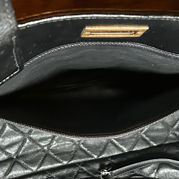 257. CHANEL Reissue Red Leather Chain Shoulder Bag with COA - Picture 11 of 13